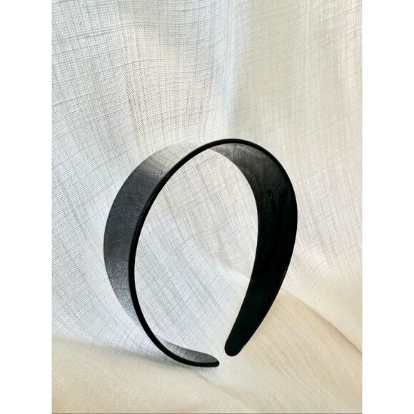 Black glossy wide headband - Picture 3 of 3